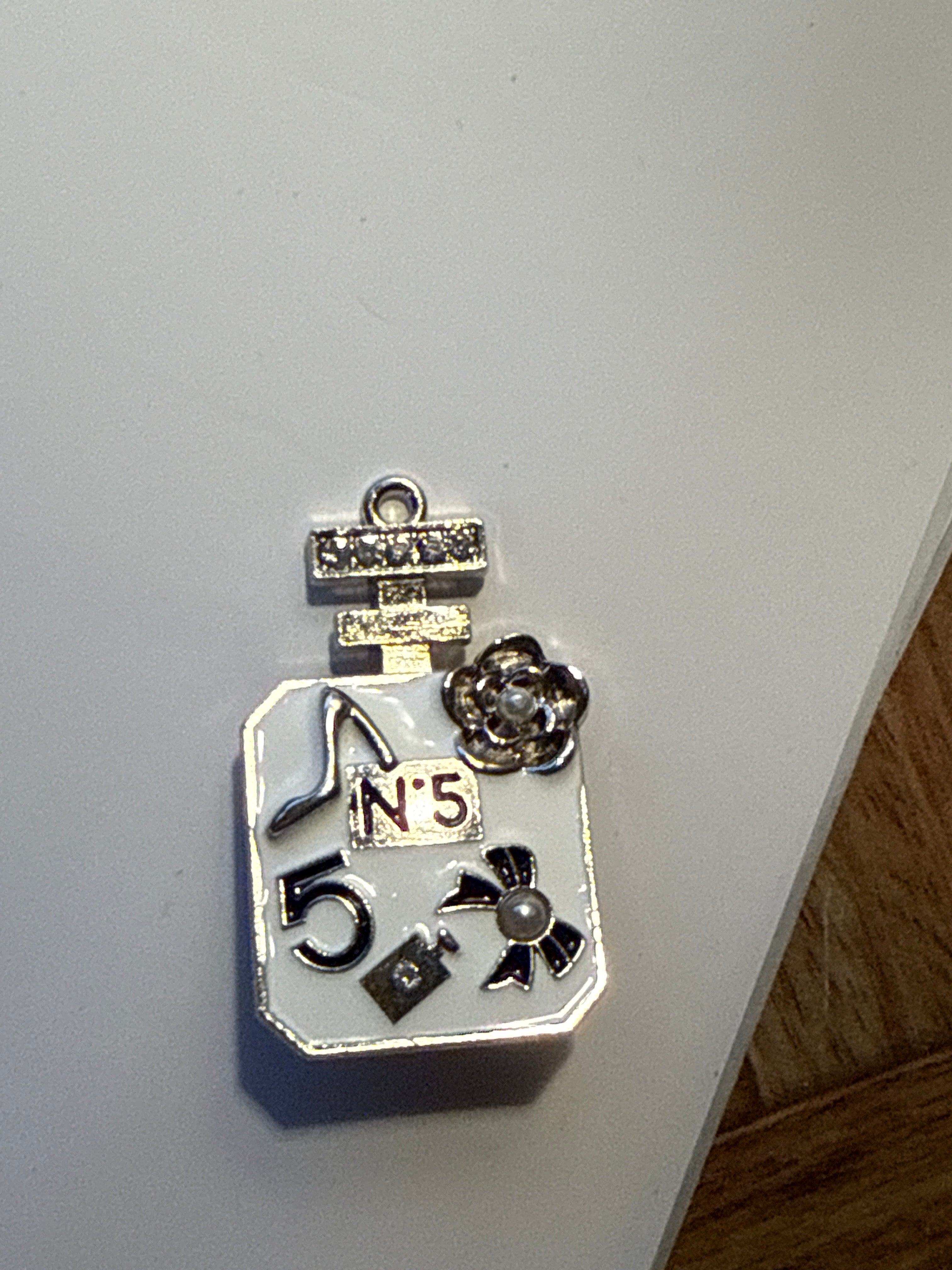 Number five charm pendant ￼