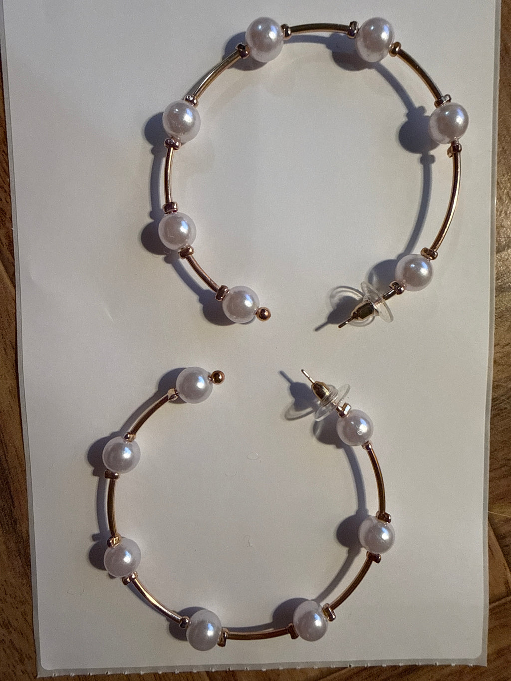 Pearl and gold hoops