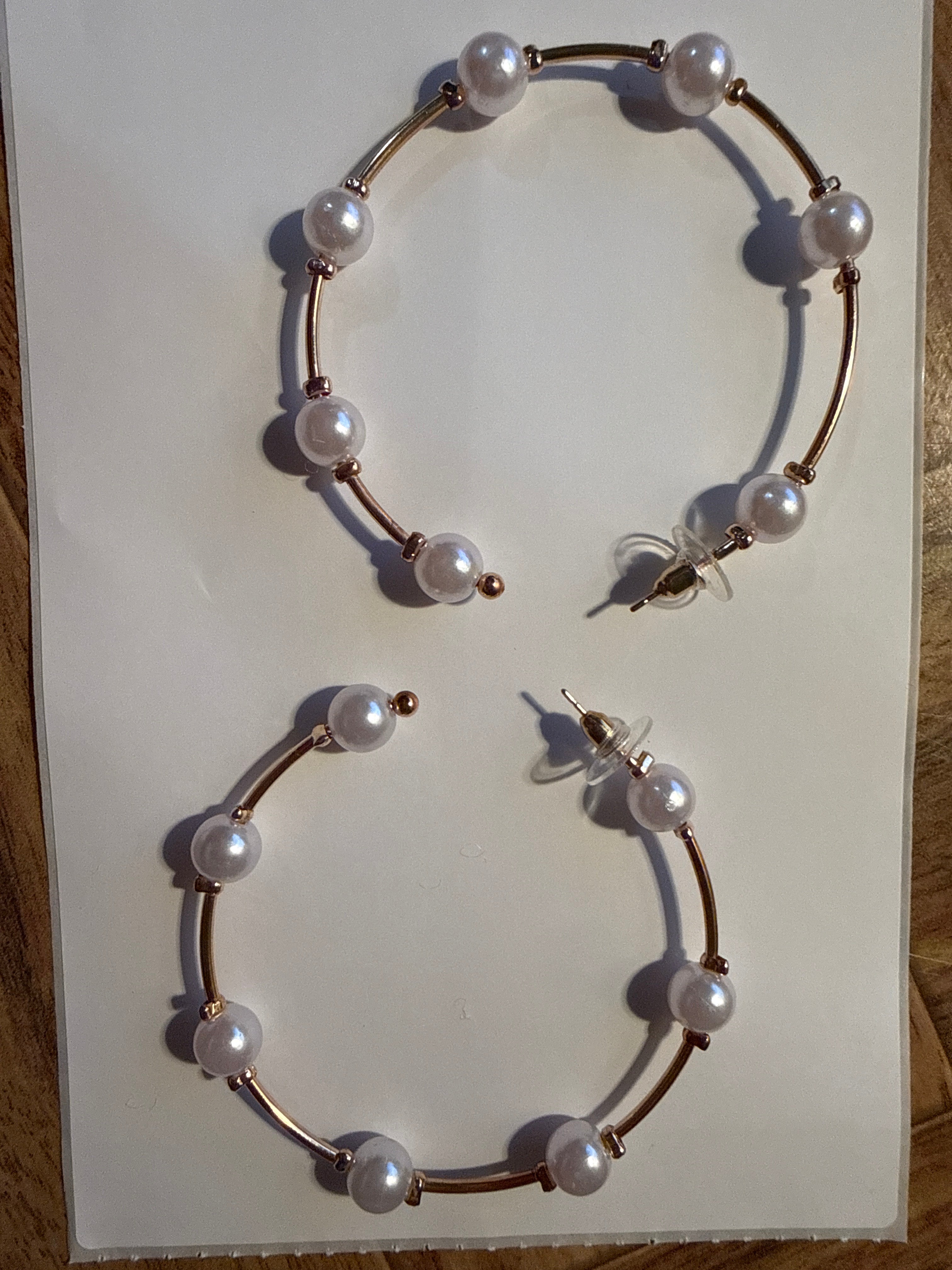 Pearl and gold hoops