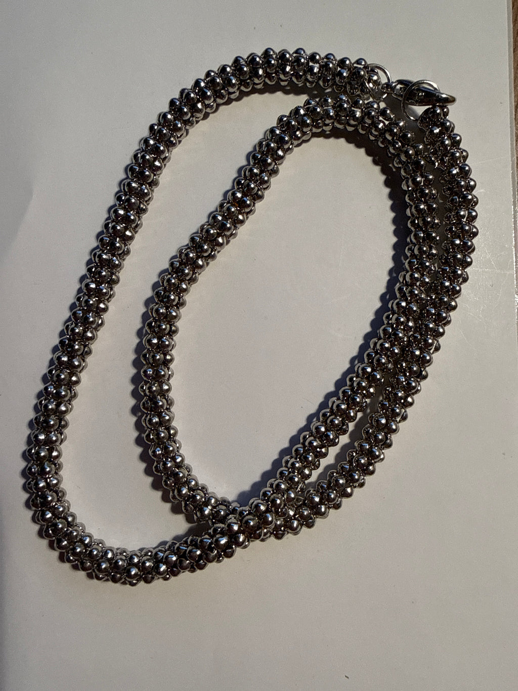 Hollow ball chain
